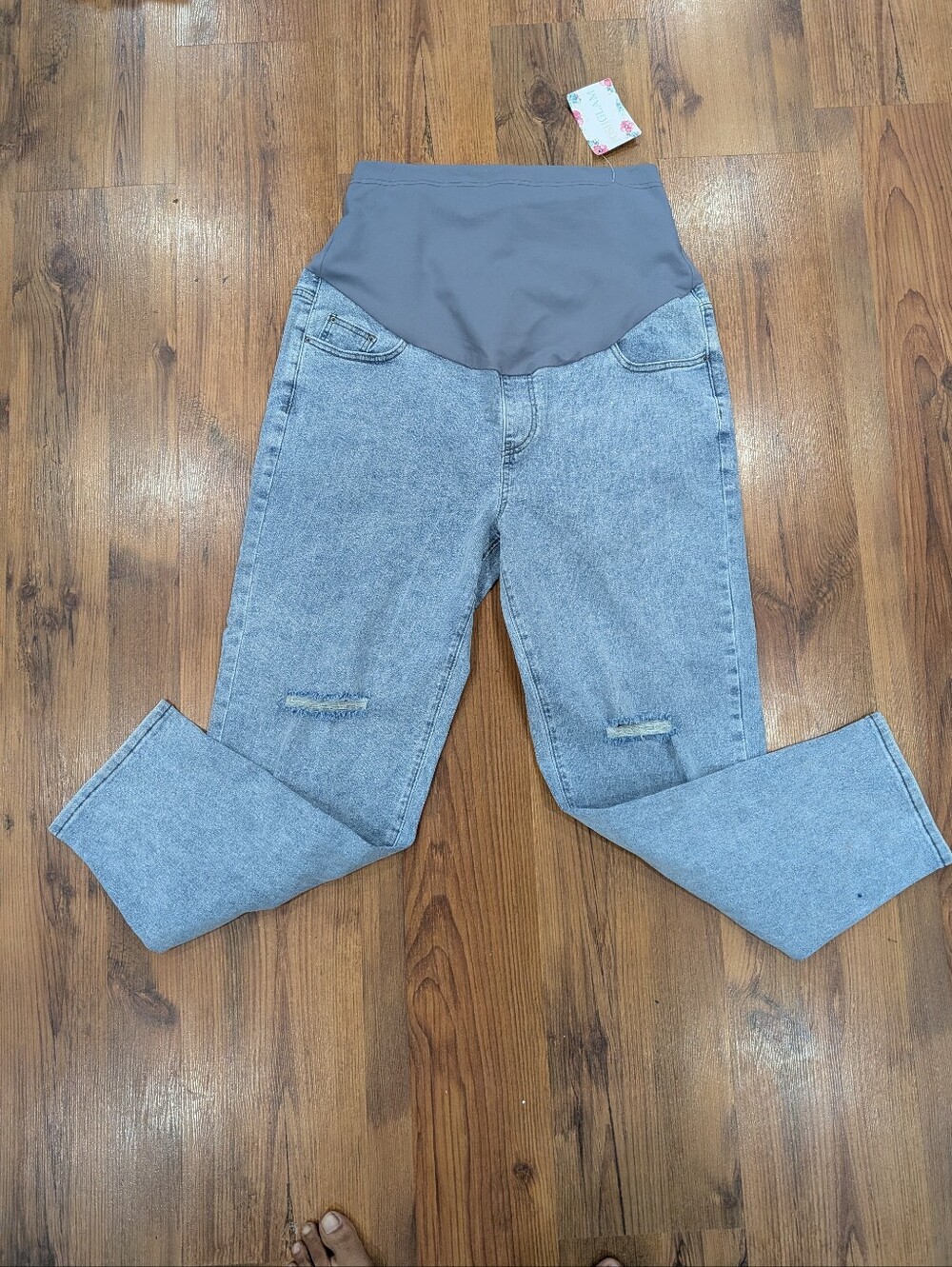 BNWT Plus Size Maternity High-Waist Grey Panel Jeans for Women